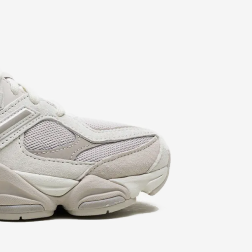 9060 Grey Moonbeam